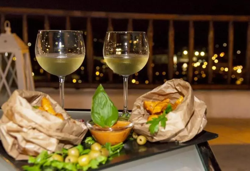 هتل Luci Di La Muntagna