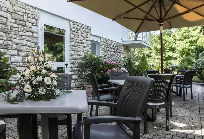 Отель Riviera Blu