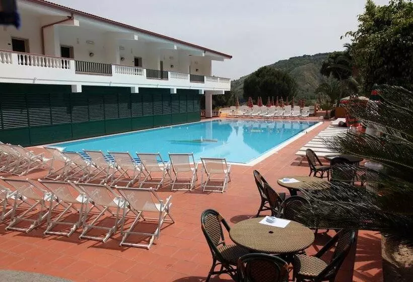 Отель Santa Lucia