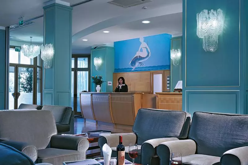 هتل Vienna Touring