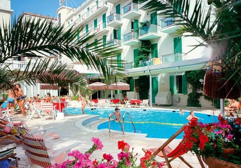 هتل Vienna Touring