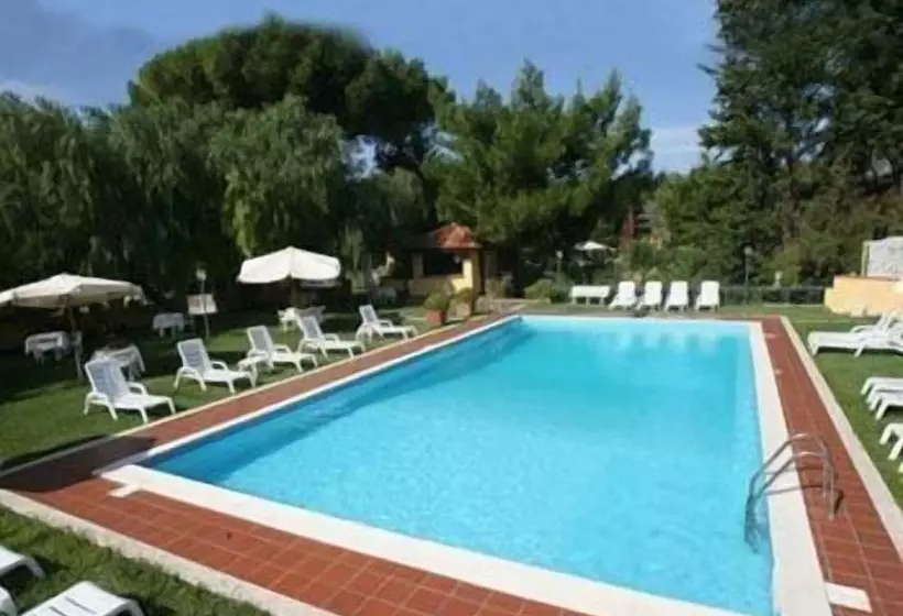 בית מלון כפרי Villa Rita