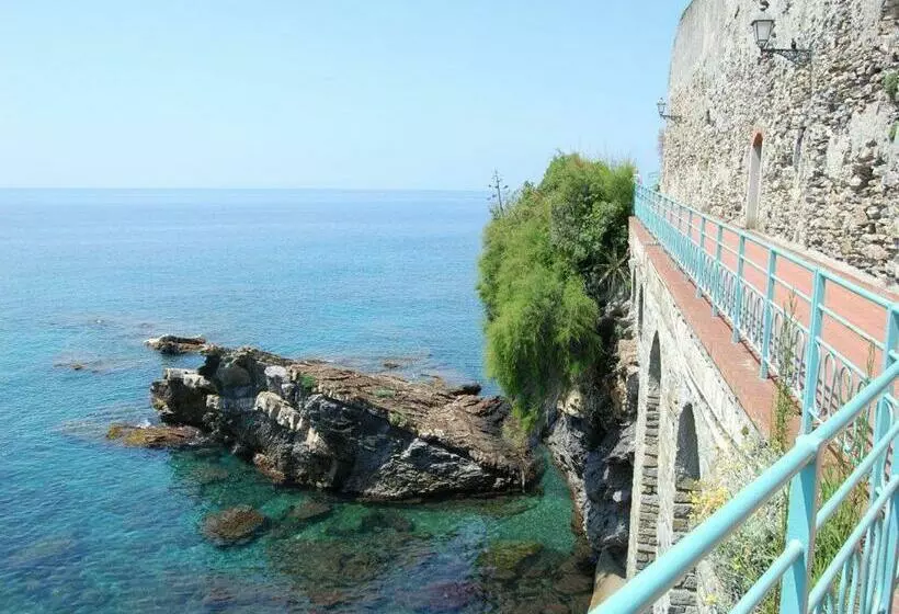 Резиденция Savoia Apartments