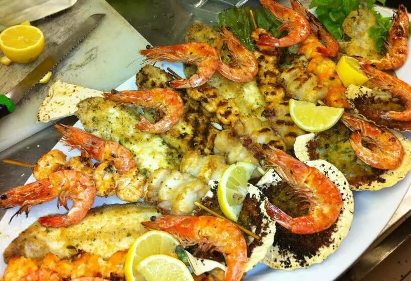 Резиденция Savoia Apartments