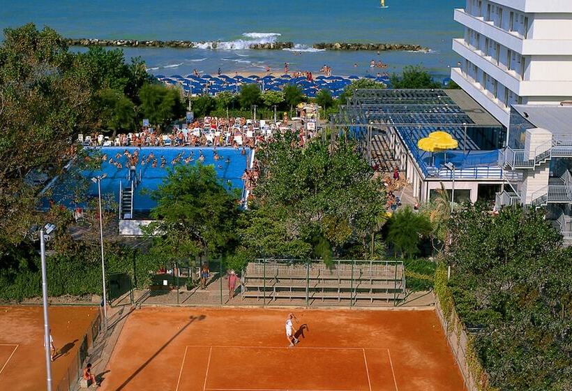 בית מלון כפרי Serena Majestic