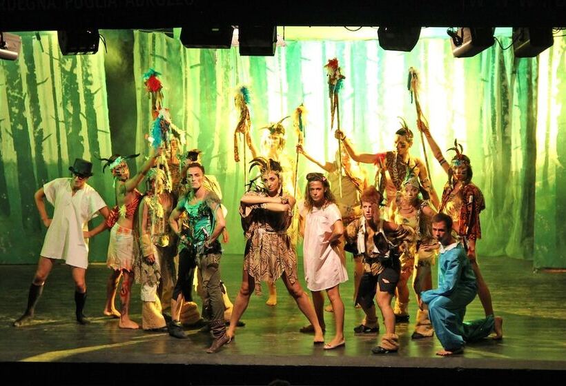 בית מלון כפרי Serena Majestic