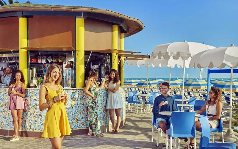 Hotelli Serena Majestic