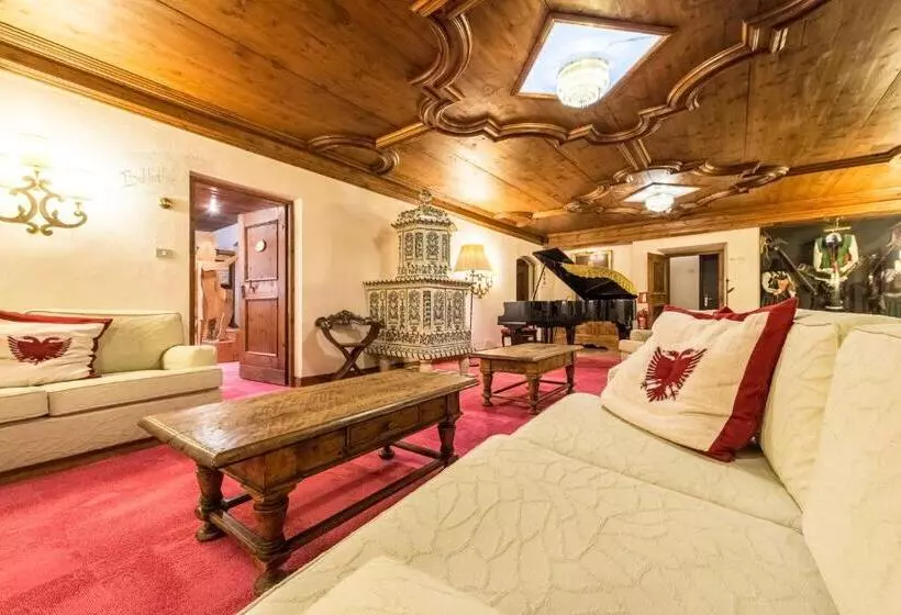 בית מלון כפרי Adler Suite & Stube