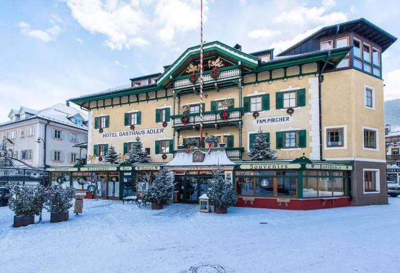 בית מלון כפרי Adler Suite & Stube