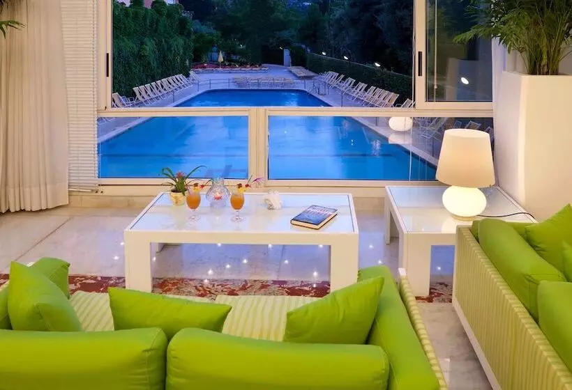 ホテル Continental