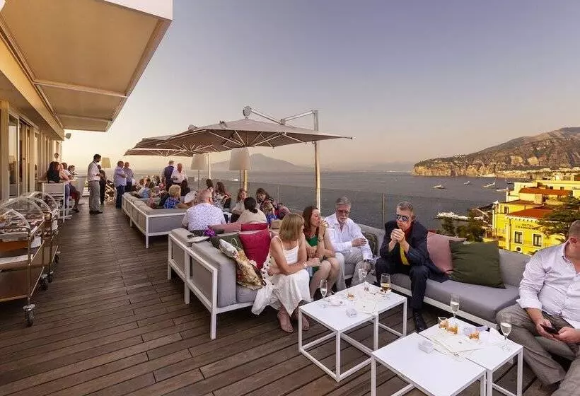 ホテル Continental