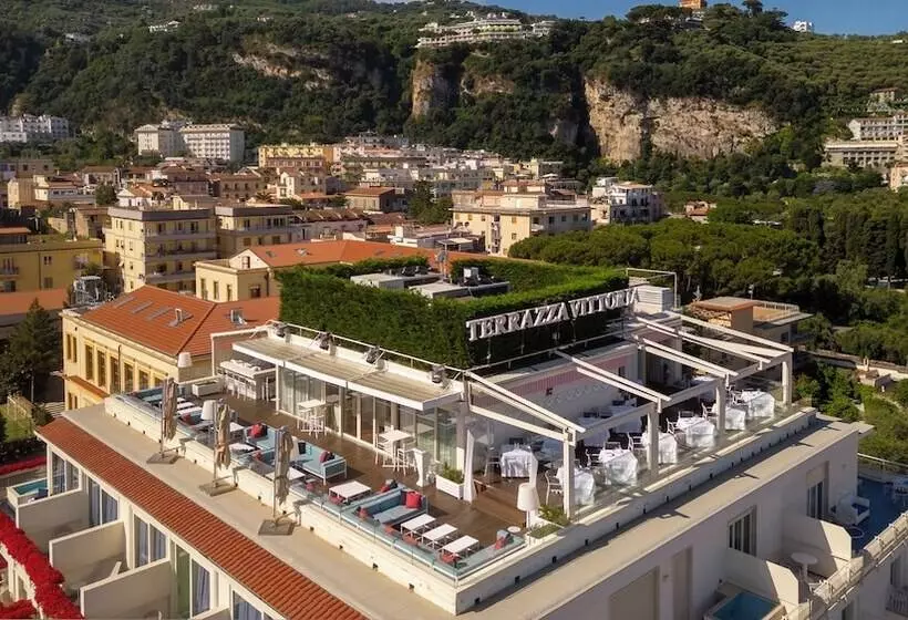 ホテル Continental