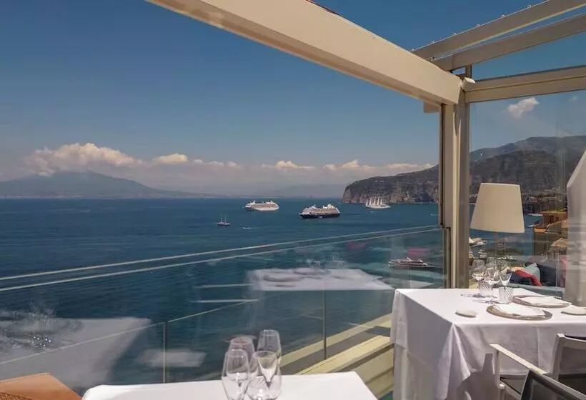 ホテル Continental