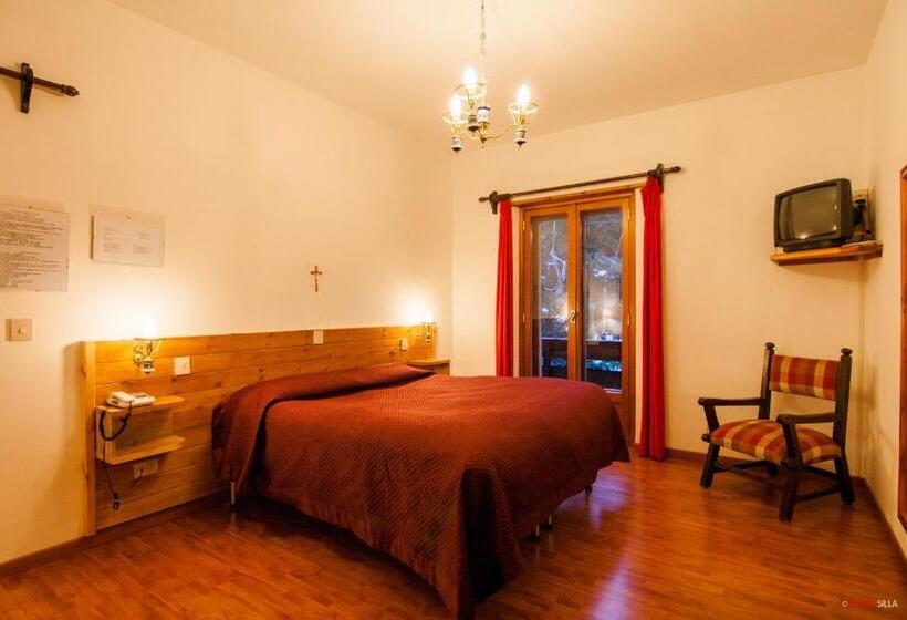 酒店 Garnì Mille Pini