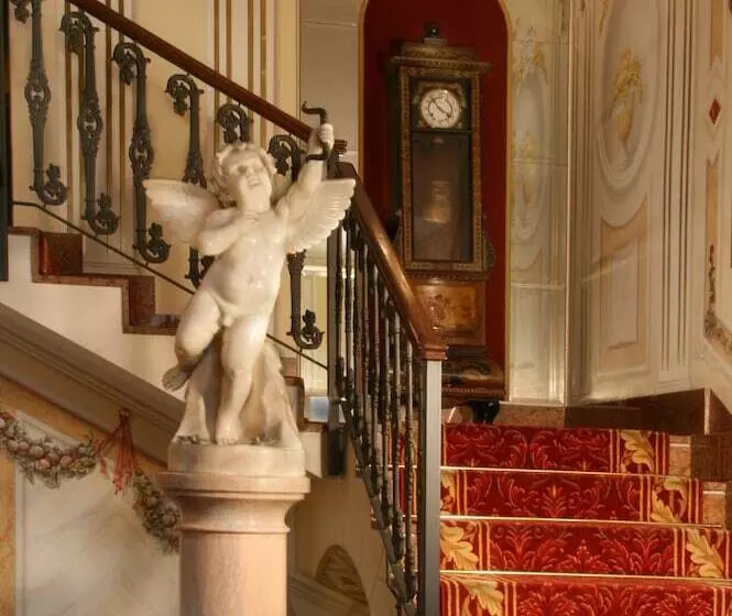 Grand Hotel Des Iles Borromées & Spa