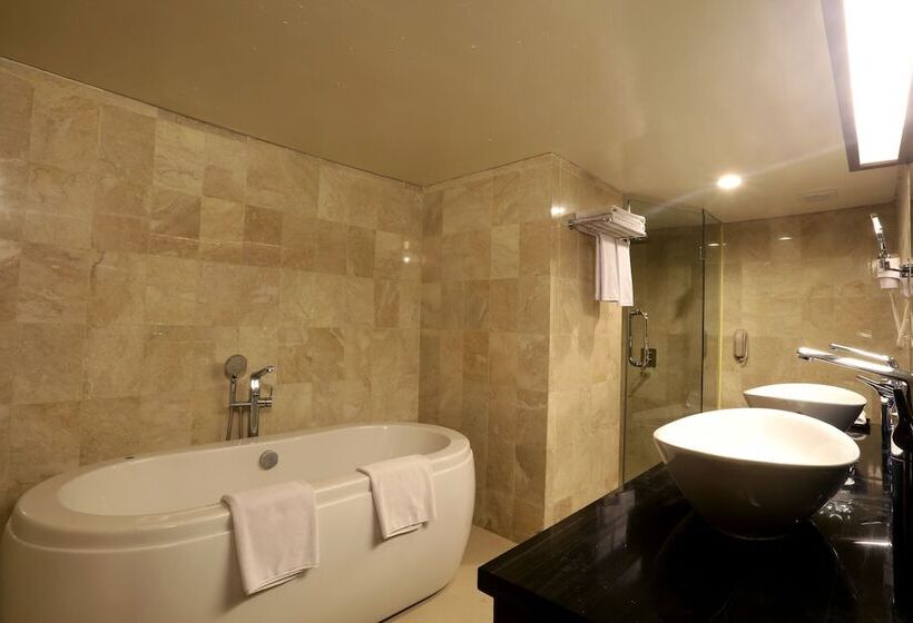 Hotel Grand Sahid Jaya Cbd