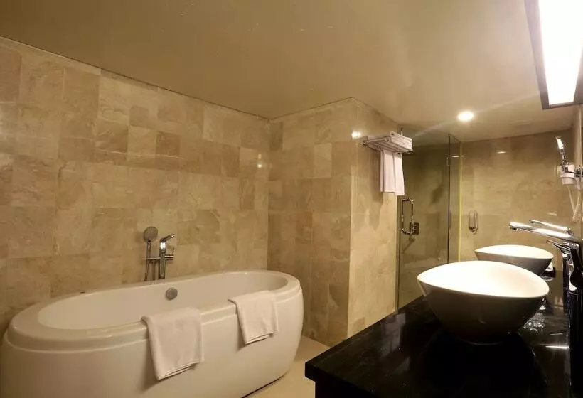 Hotel Grand Sahid Jaya Cbd