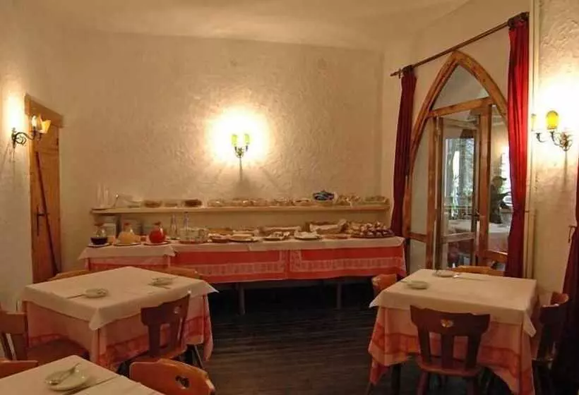 Отель Garnì Mille Pini