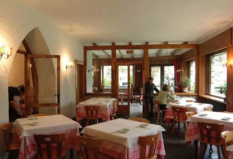 Отель Garnì Mille Pini