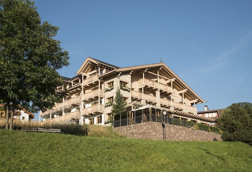 בית מלון כפרי Portillo Dolomites 1966