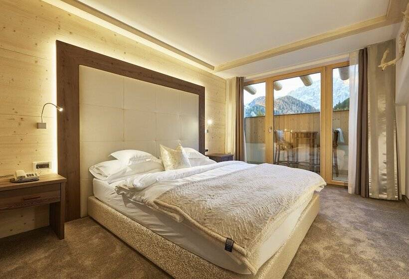 בית מלון כפרי Portillo Dolomites 1966