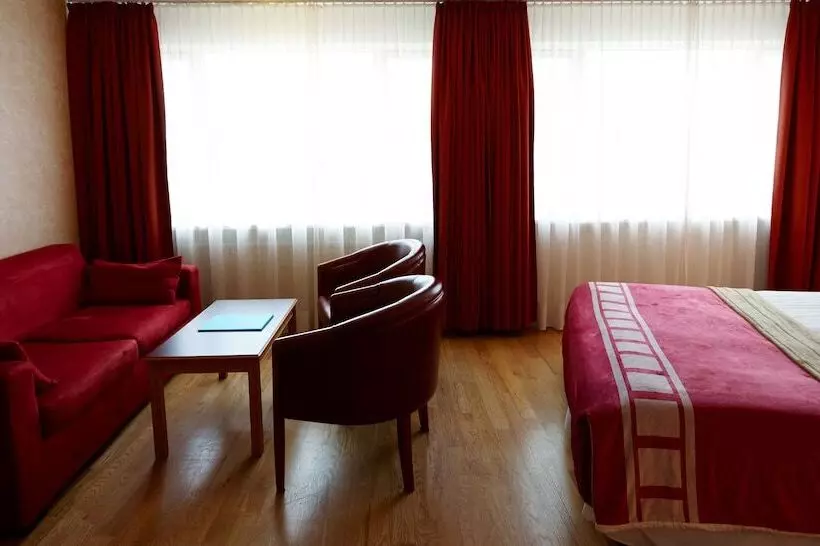 هتل Fosshótel Rauðará