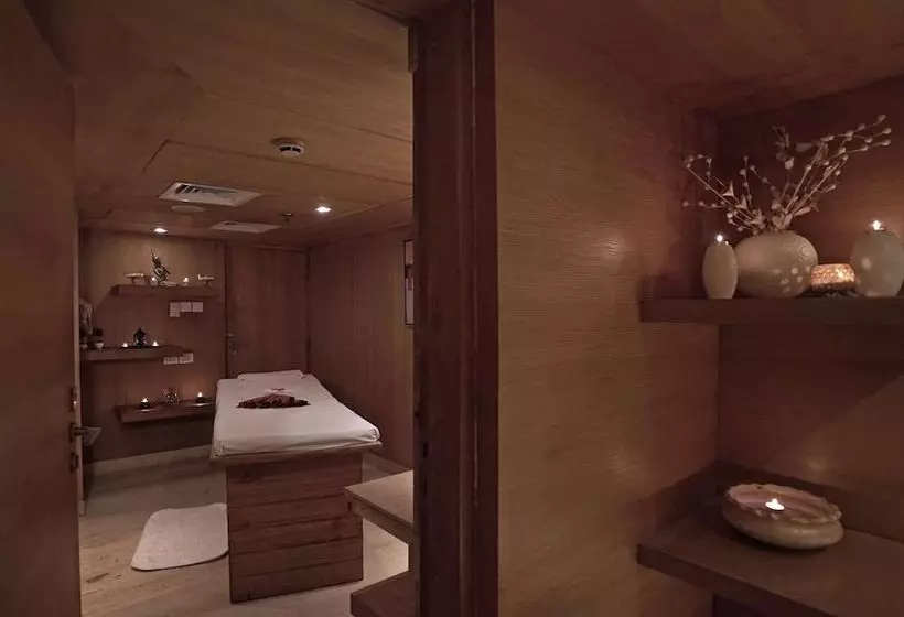 Hotel Jaypee Siddharth