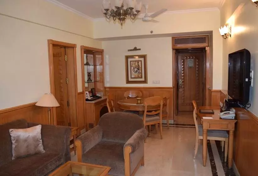 Hotel Jaypee Siddharth