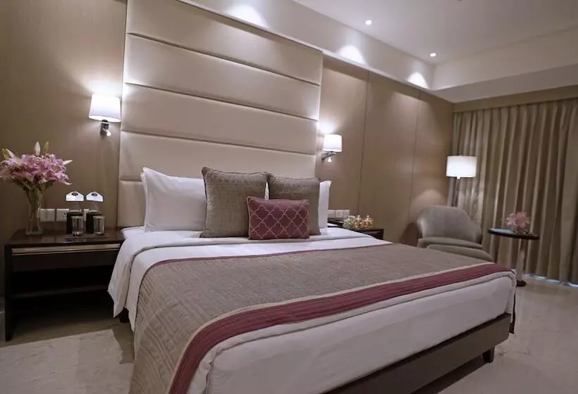 Hotel Jaypee Siddharth