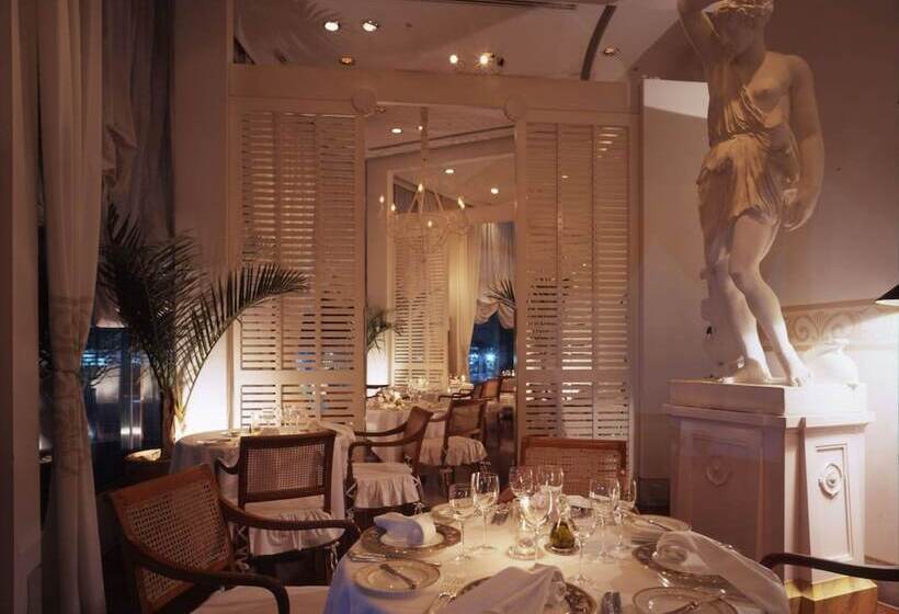 בית מלון כפרי The Manhattan