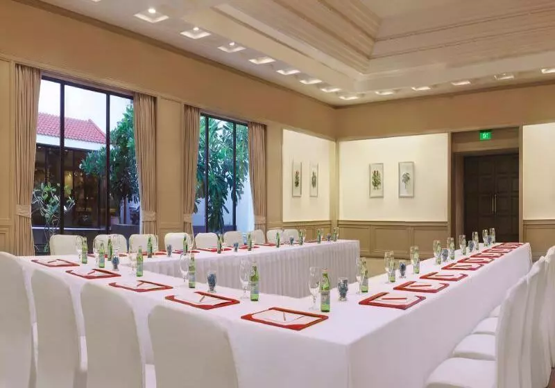 ホテル Trident Chennai