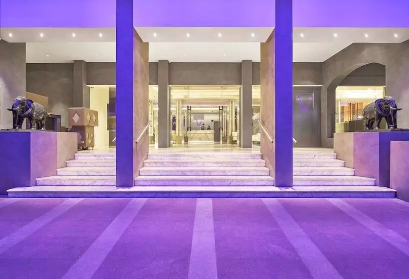 호텔 Vivanta Bengaluru Residency Road