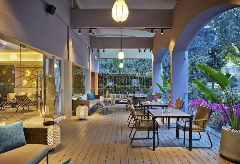 호텔 Vivanta Bengaluru Residency Road