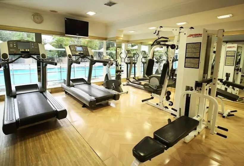 호텔 Vivanta Bengaluru Residency Road