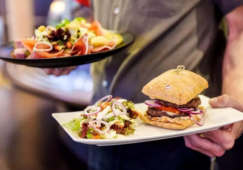 هتل Ibis Luxembourg Airport