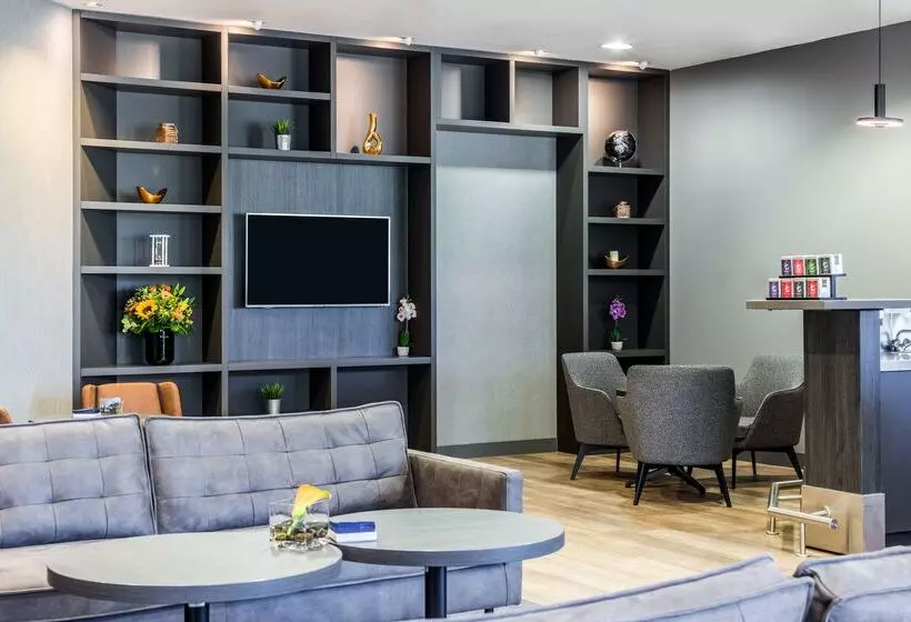 هتل NH Luxembourg Airport