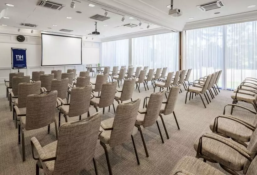 هتل NH Luxembourg Airport