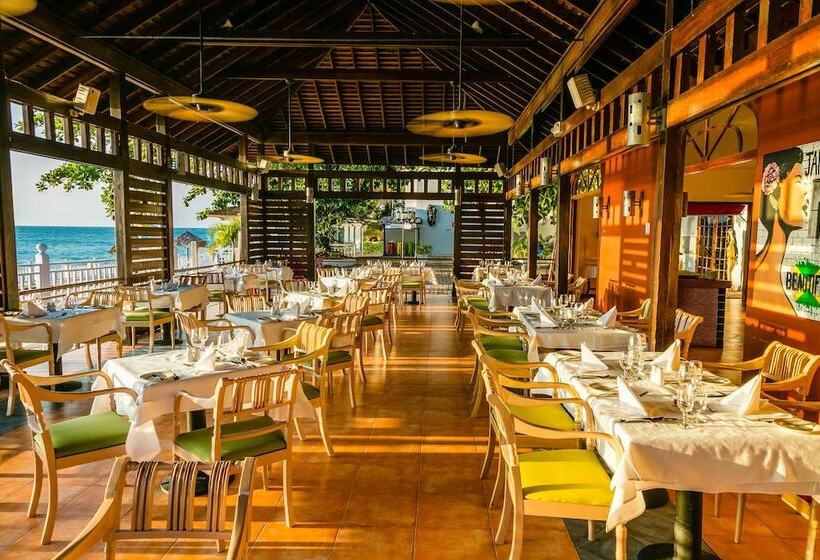 Grand Decameron Montego Beach, A Trademark All Inclusive Resort