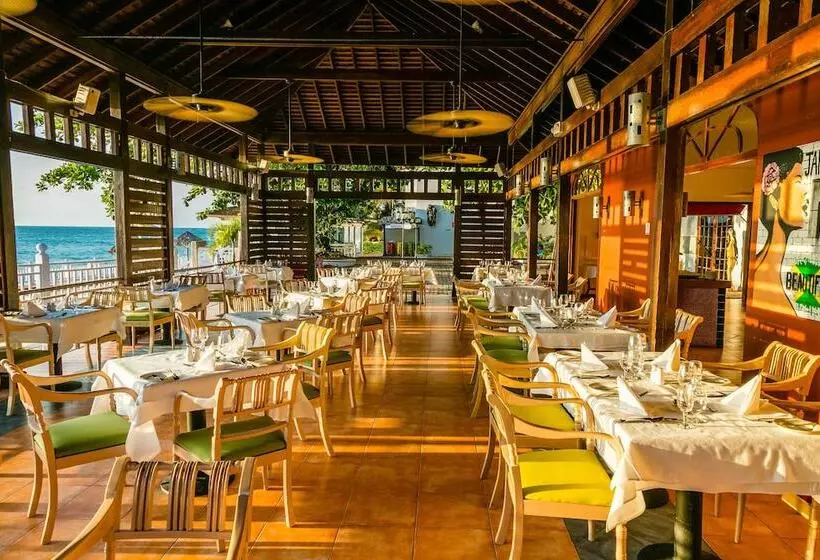 Grand Decameron Montego Beach, A Trademark All Inclusive Resort