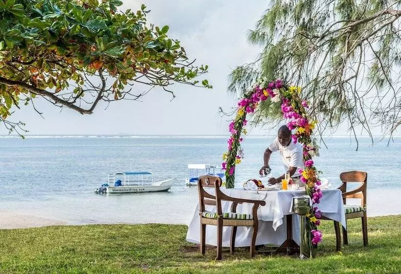 בית מלון כפרי Serena Beach Resort & Spa