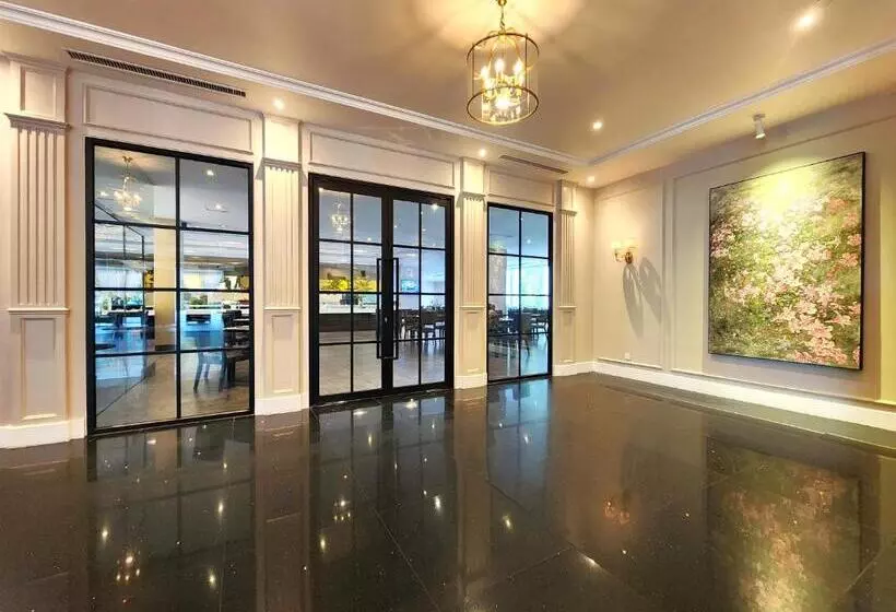 The Palace Hotel Kota Kinabalu