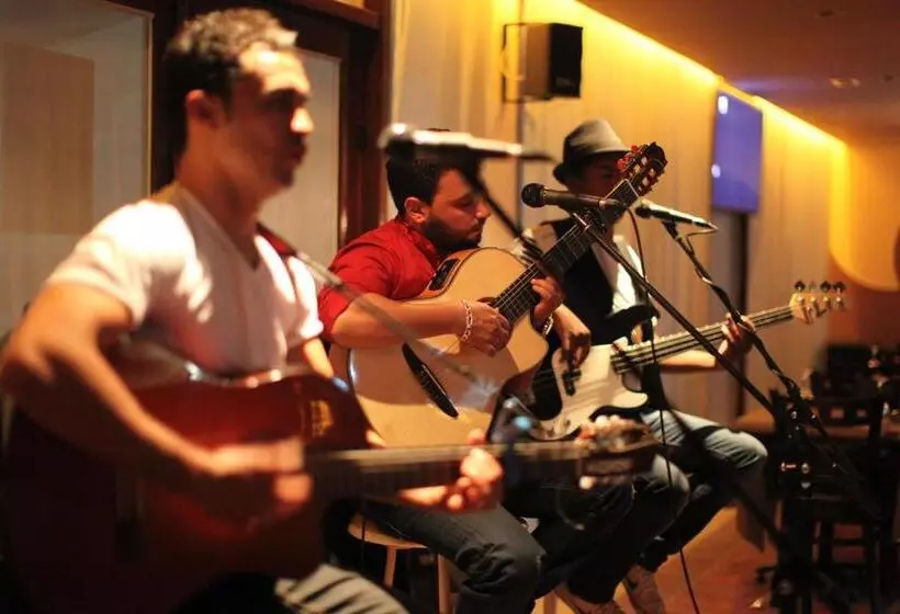 هتل Transatlantique