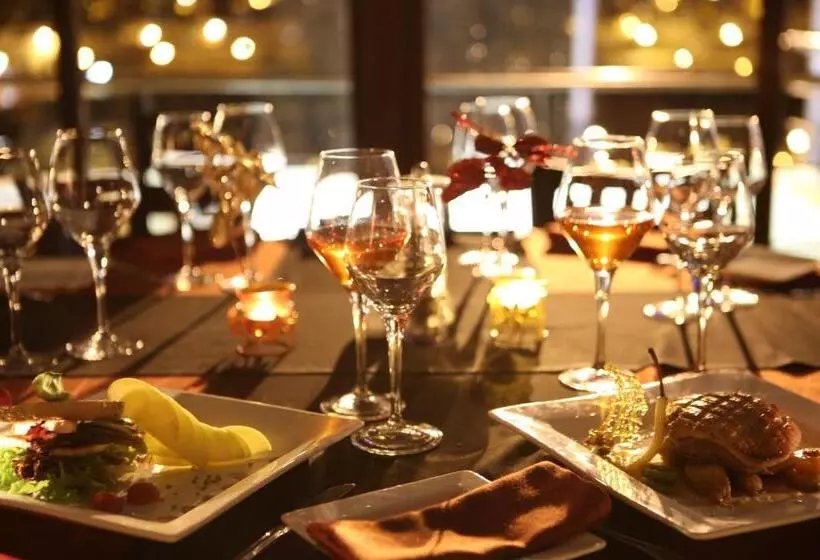 هتل Transatlantique