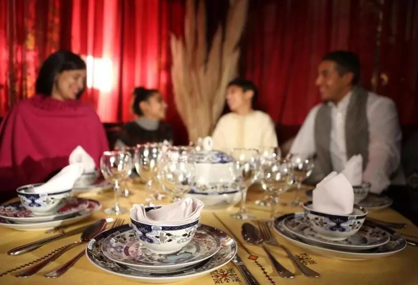 هتل Transatlantique