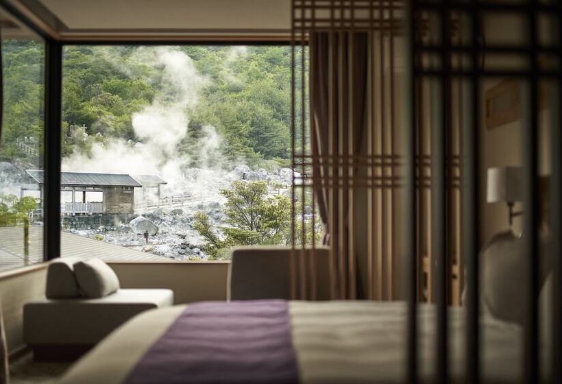 Unzen Kyushu Hotel   Mt Resort