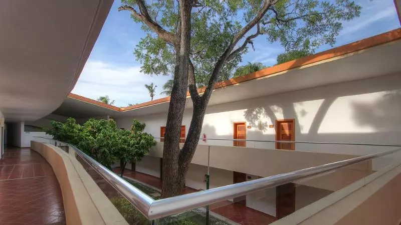 Отель Fiesta Inn Villahermosa Cencali