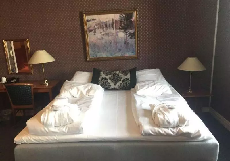 First Hotel Breiseth