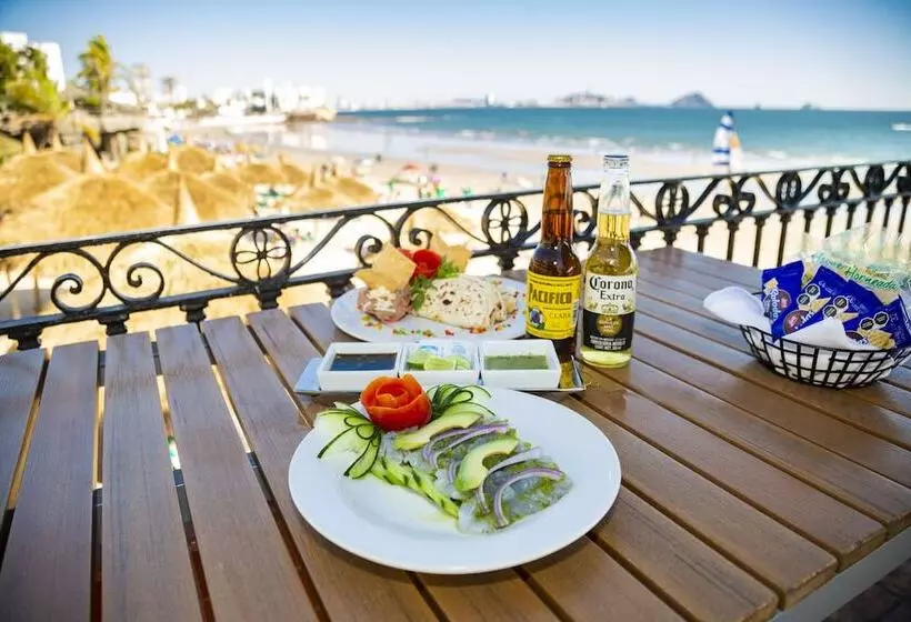 Отель Playa Mazatlan