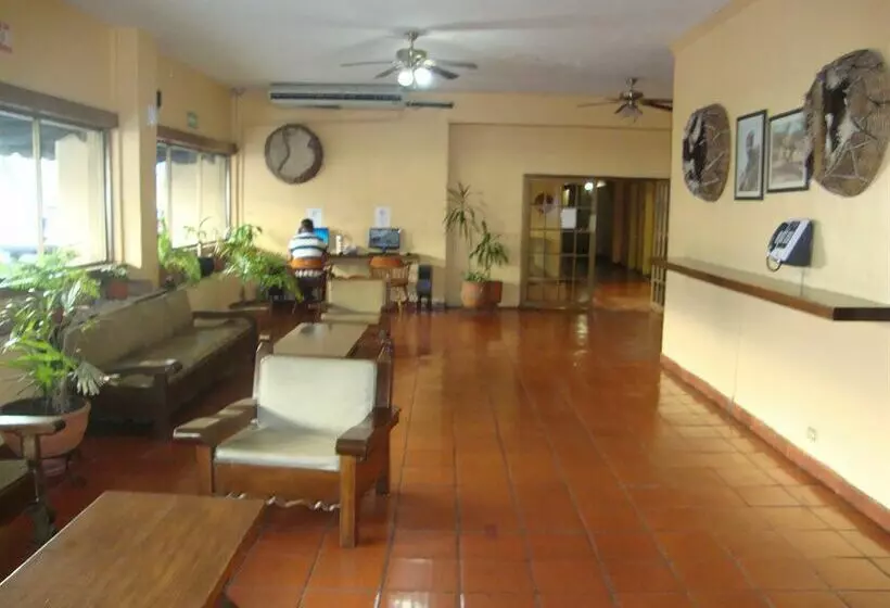 فندق San Alberto