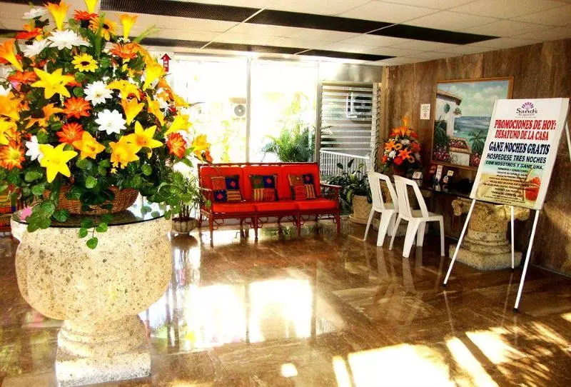 Sands Acapulco Hotel & Bungalows